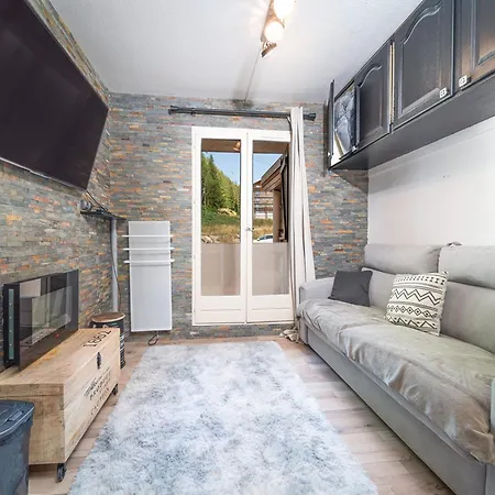 Apartment In *